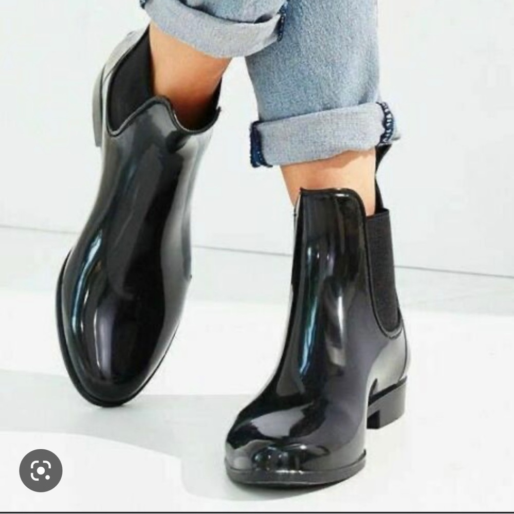 Sam Edelman - Tinsley Gloss Chelsea rain booties NWOT